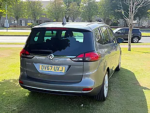 Used 2017 Vauxhall Zafira Tourer Sri Grey - Interior and Exterior details 5