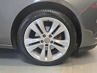 Used 2017 Vauxhall Zafira Tourer Sri Grey - Interior and Exterior details 6