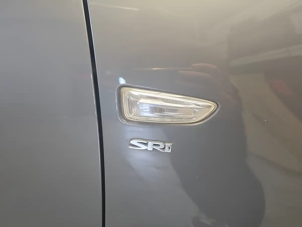 Used 2017 Vauxhall Zafira Tourer Sri Grey - Interior and Exterior details 7
