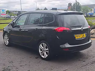 Used 2017 Vauxhall Zafira Tourer Sri Nav Black - Interior and Exterior details 16