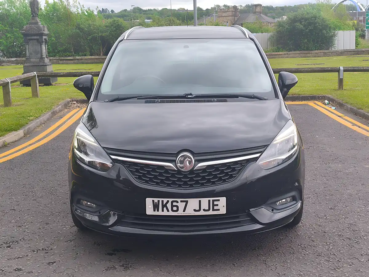Used 2017 Vauxhall Zafira Tourer Sri Nav Black - Interior and Exterior details 5