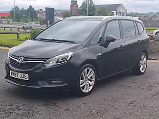 Used 2017 Vauxhall Zafira Tourer Sri Nav Black - Interior and Exterior details 9