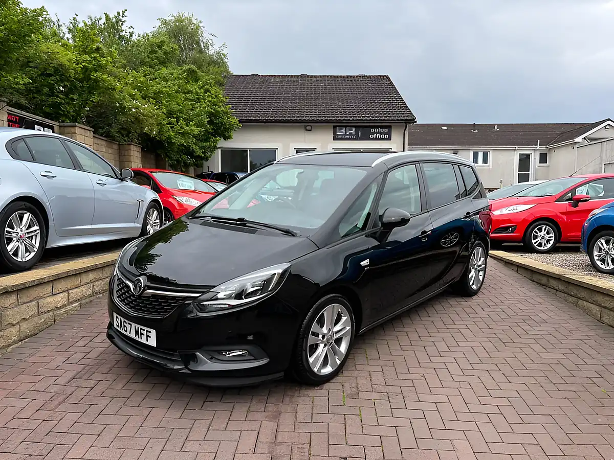 Used 2017 Vauxhall Zafira Tourer Sri Nav Black - Front View