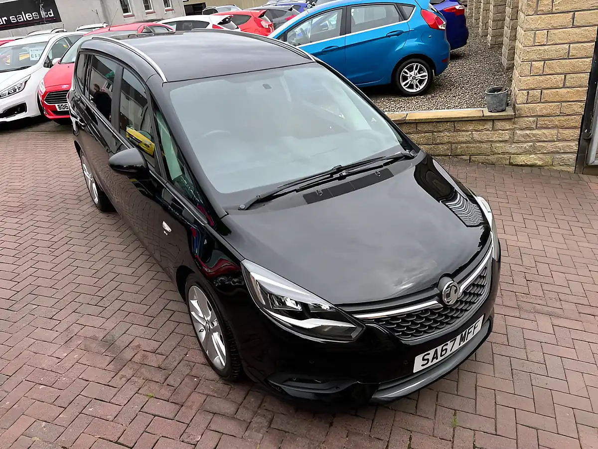 Used 2017 Vauxhall Zafira Tourer Sri Nav Black - Interior and Exterior details 12