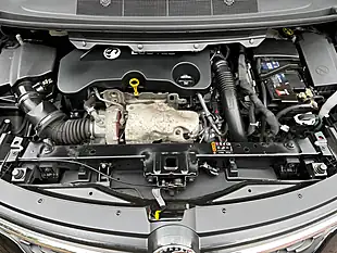 Used 2017 Vauxhall Zafira Tourer Sri Nav Black - Interior and Exterior details 17