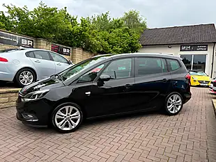 Used 2017 Vauxhall Zafira Tourer Sri Nav Black - Interior and Exterior details 5