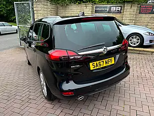 Used 2017 Vauxhall Zafira Tourer Sri Nav Black - Interior and Exterior details 7