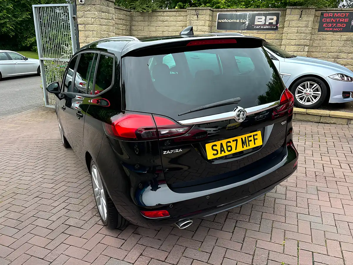 Used 2017 Vauxhall Zafira Tourer Sri Nav Black - Interior and Exterior details 7