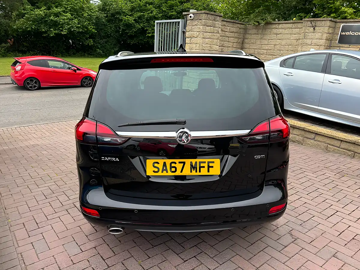 Used 2017 Vauxhall Zafira Tourer Sri Nav Black - Interior and Exterior details 8