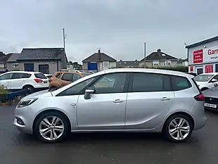 Used 2017 Vauxhall Zafira Tourer Sri Nav Silver - Interior and Exterior details 6