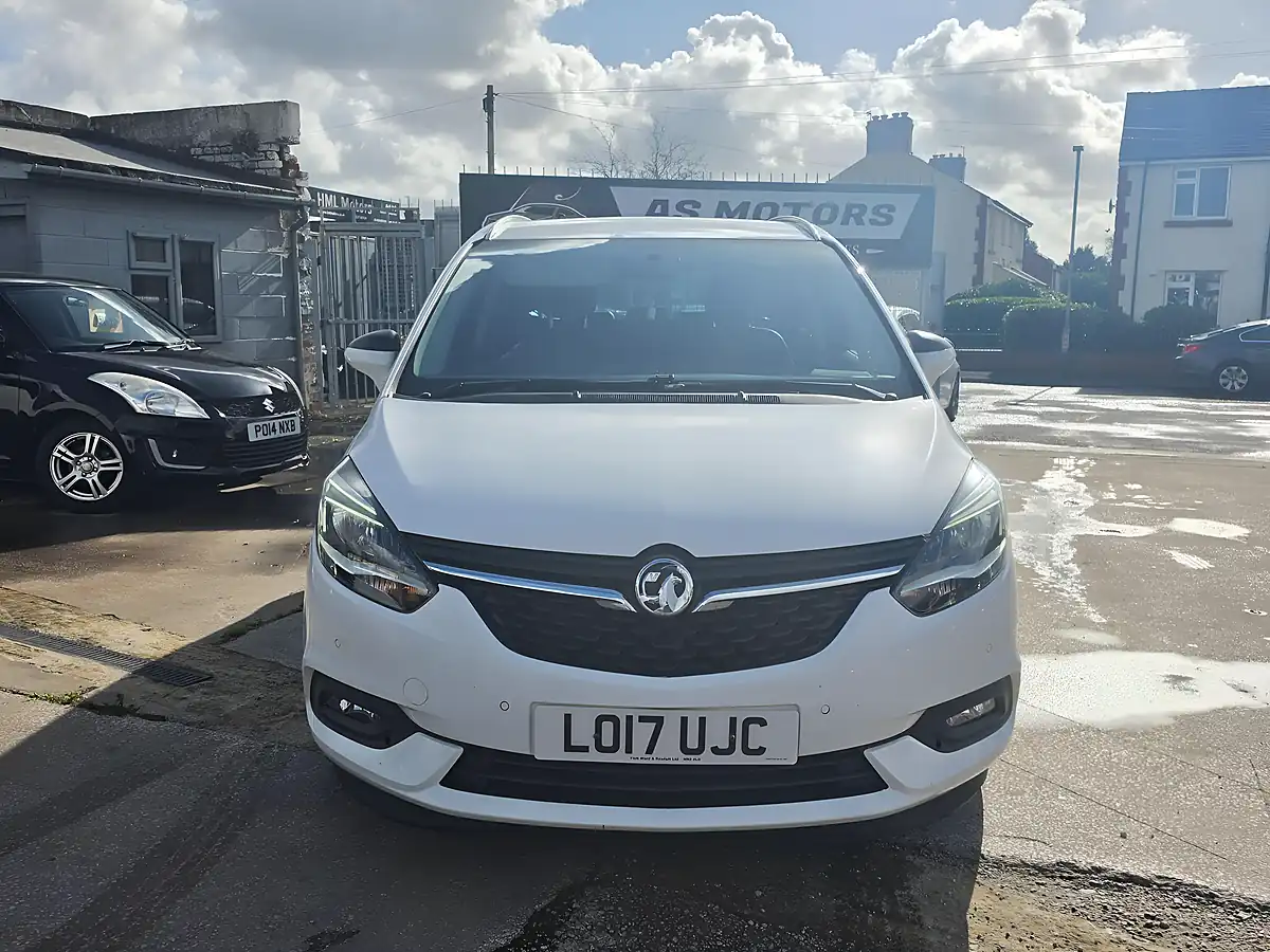Used 2017 Vauxhall Zafira Tourer Sri Nav White - Interior and Exterior details 2