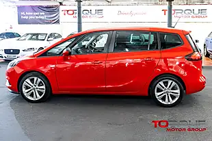 Used 2017 Vauxhall Zafira Tourer Sri Red - Interior and Exterior details 14