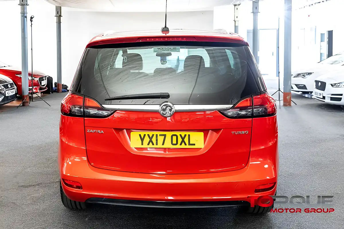 Used 2017 Vauxhall Zafira Tourer Sri Red - Interior and Exterior details 17