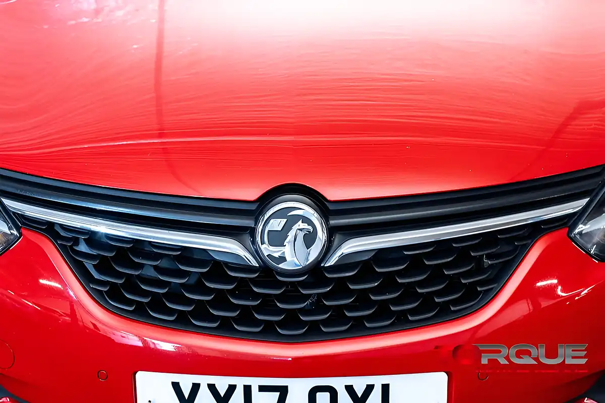 Used 2017 Vauxhall Zafira Tourer Sri Red - Interior and Exterior details 4