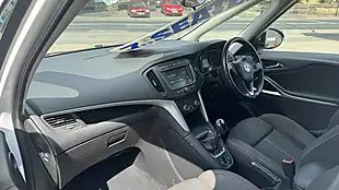 Used 2017 Vauxhall Zafira Tourer Sri White - Interior and Exterior details 2