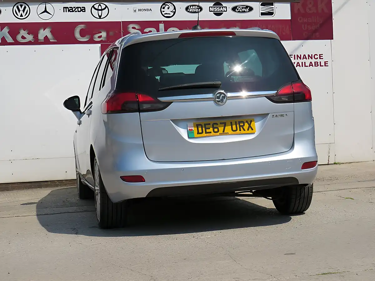 Used 2017 Vauxhall Zafira Tourer Tech Line Nav Silver - Interior and Exterior details 20