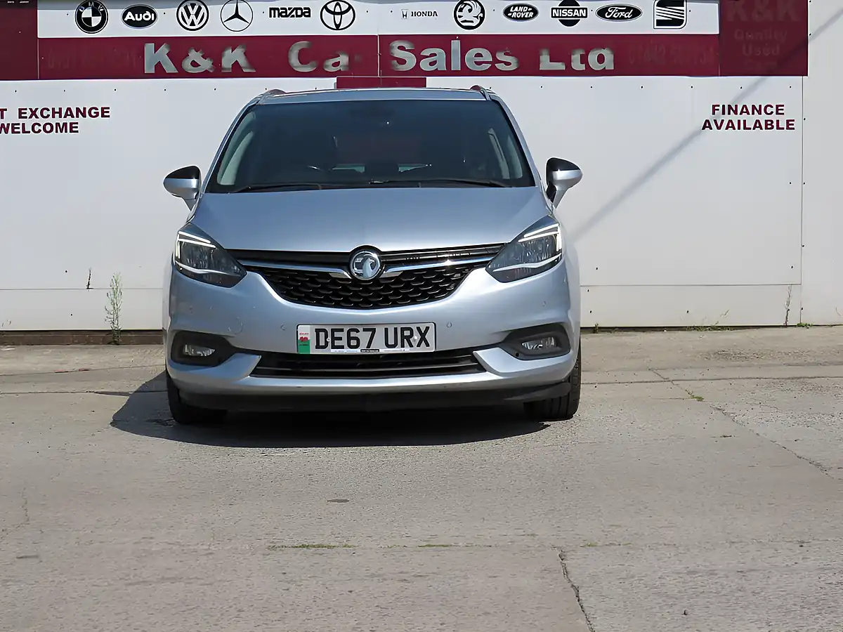 Used 2017 Vauxhall Zafira Tourer Tech Line Nav Silver - Interior and Exterior details 6