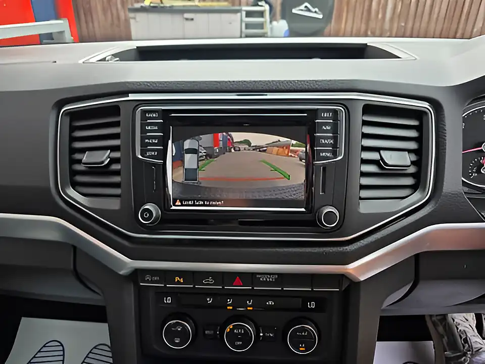 Used 2017 Volkswagen Amarok Highline Black - Interior and Exterior details 15