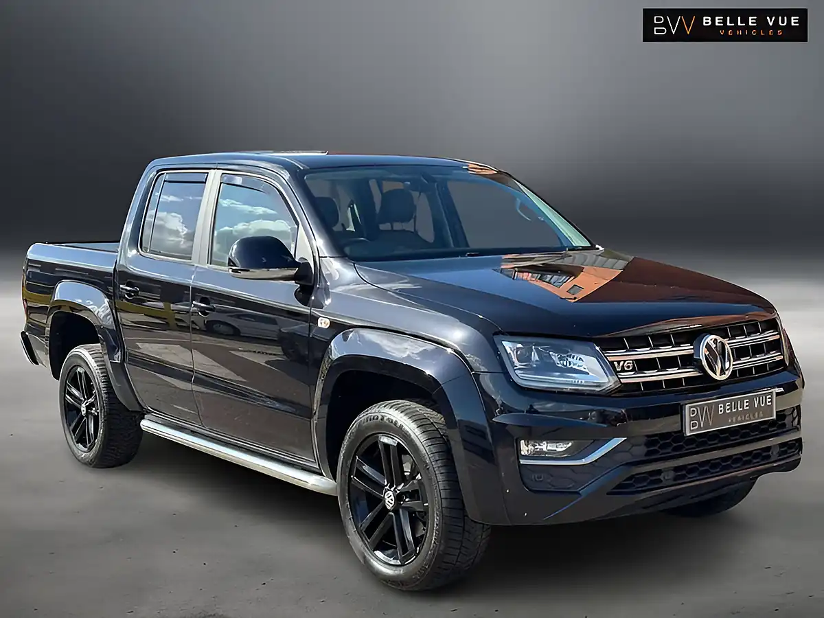 Used 2017 Volkswagen Amarok Highline Deep Black - Interior and Exterior details 2