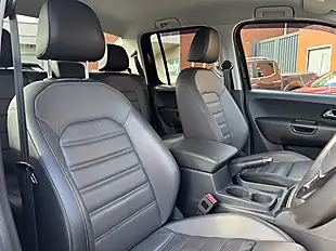 Used 2017 Volkswagen Amarok Highline Deep Black - Interior and Exterior details 13