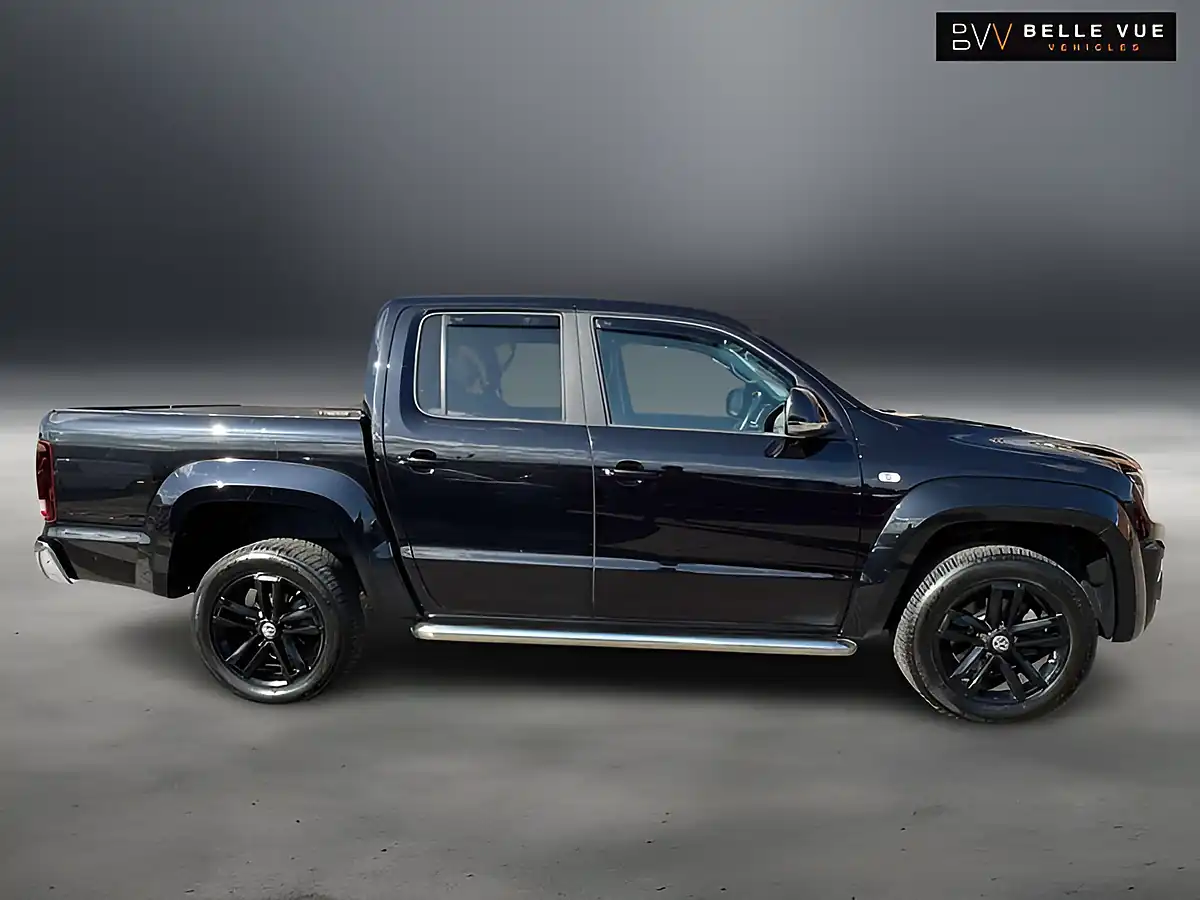 Used 2017 Volkswagen Amarok Highline Deep Black - Interior and Exterior details 3