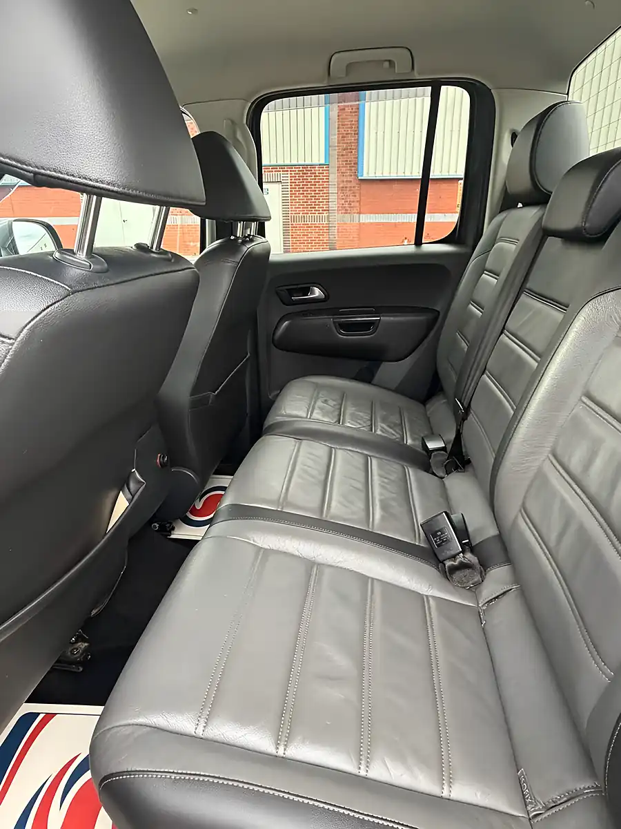 Used 2017 Volkswagen Amarok Highline Grey - Interior and Exterior details 15
