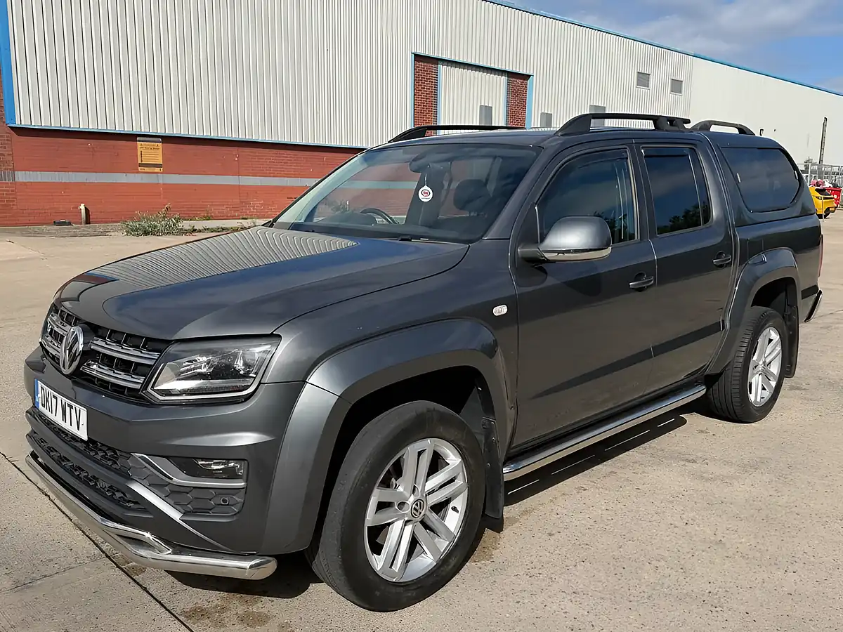 Used 2017 Volkswagen Amarok Highline Grey - Interior and Exterior details 2