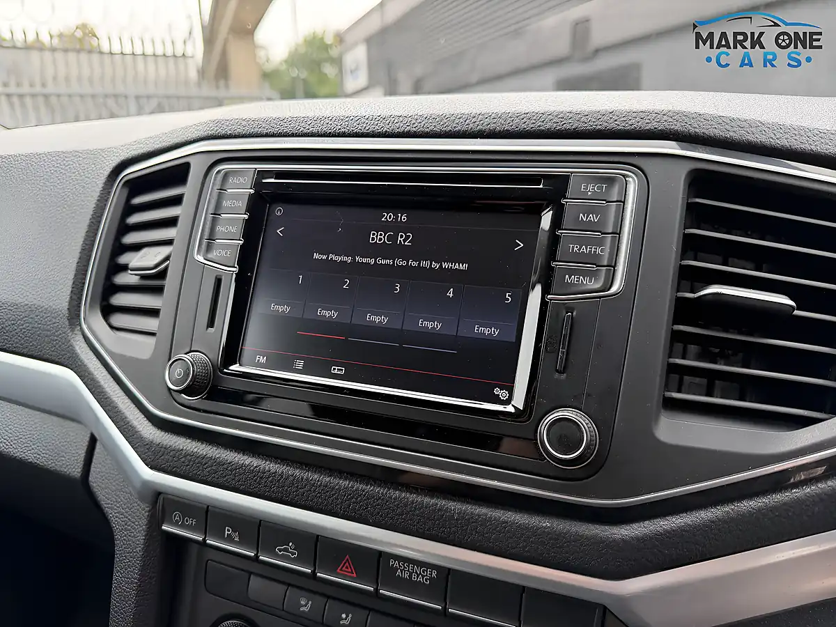 Used 2017 Volkswagen Amarok Highline Grey - Interior and Exterior details 13