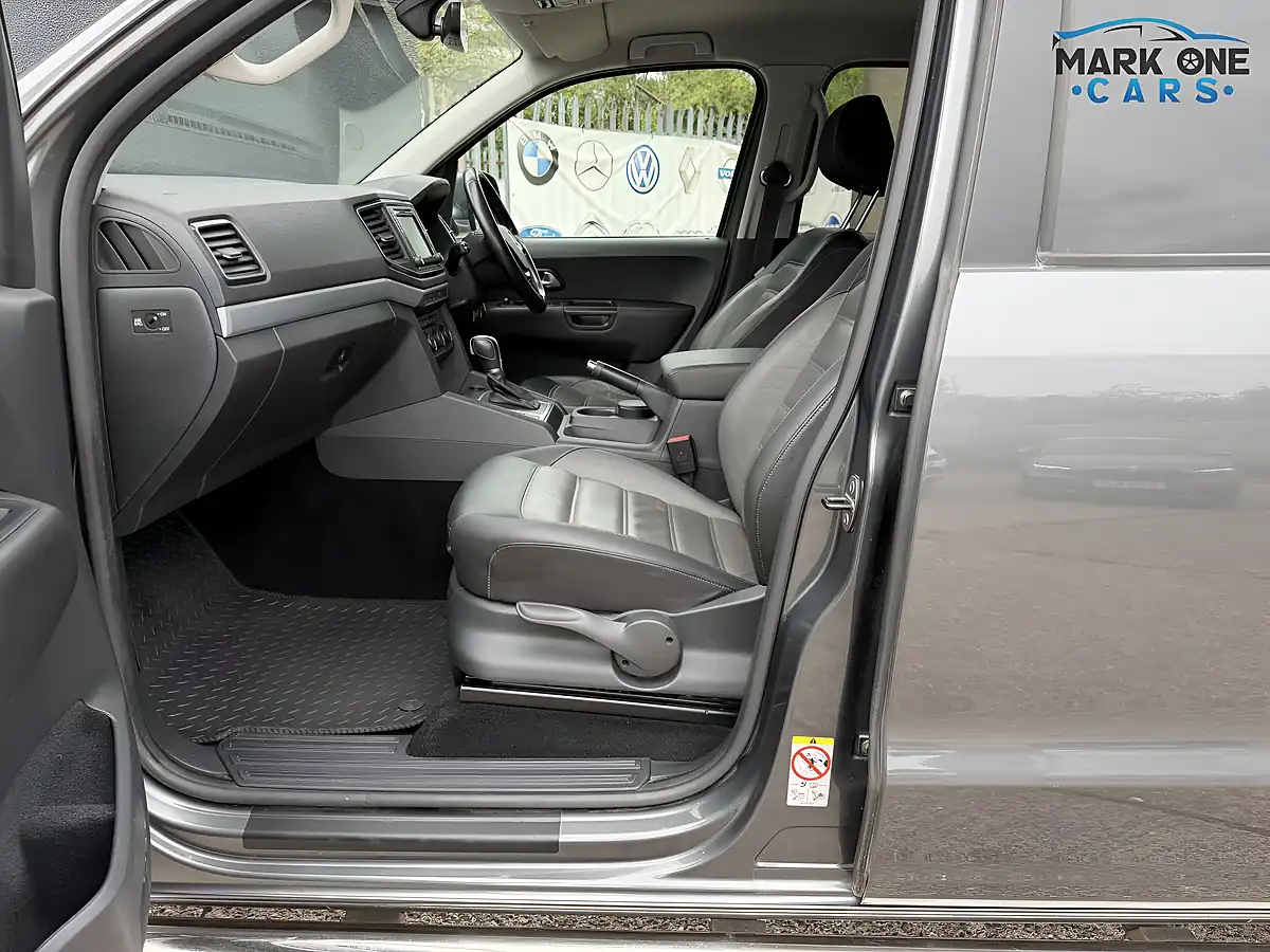 Used 2017 Volkswagen Amarok Highline Grey - Interior and Exterior details 17