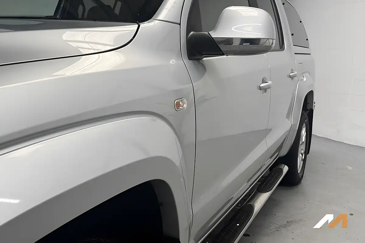 Used 2017 Volkswagen Amarok Highline Silver - Interior and Exterior details 10