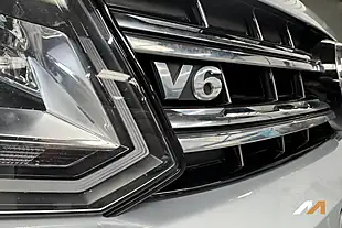 Used 2017 Volkswagen Amarok Highline Silver - Interior and Exterior details 11