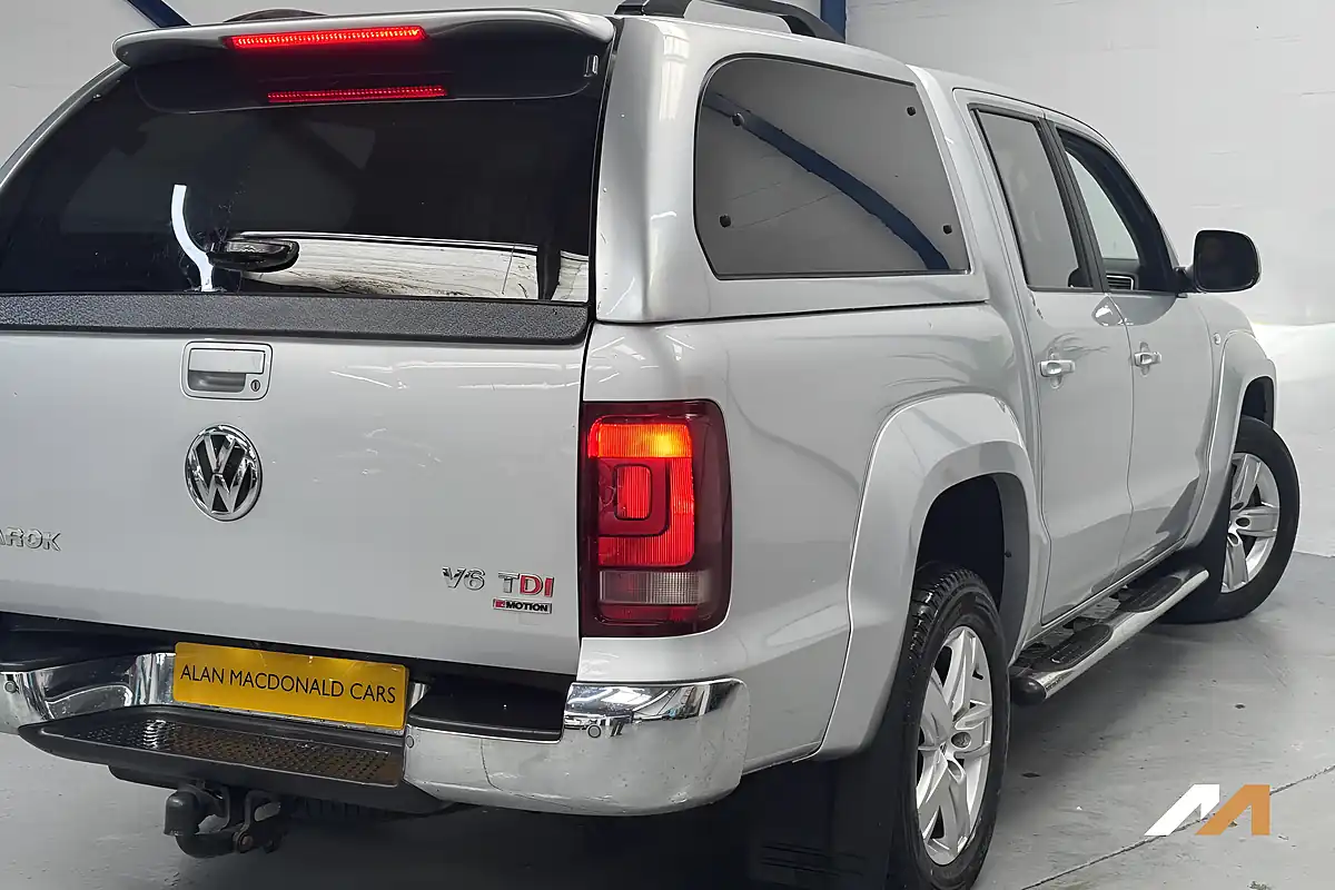 Used 2017 Volkswagen Amarok Highline Silver - Interior and Exterior details 13
