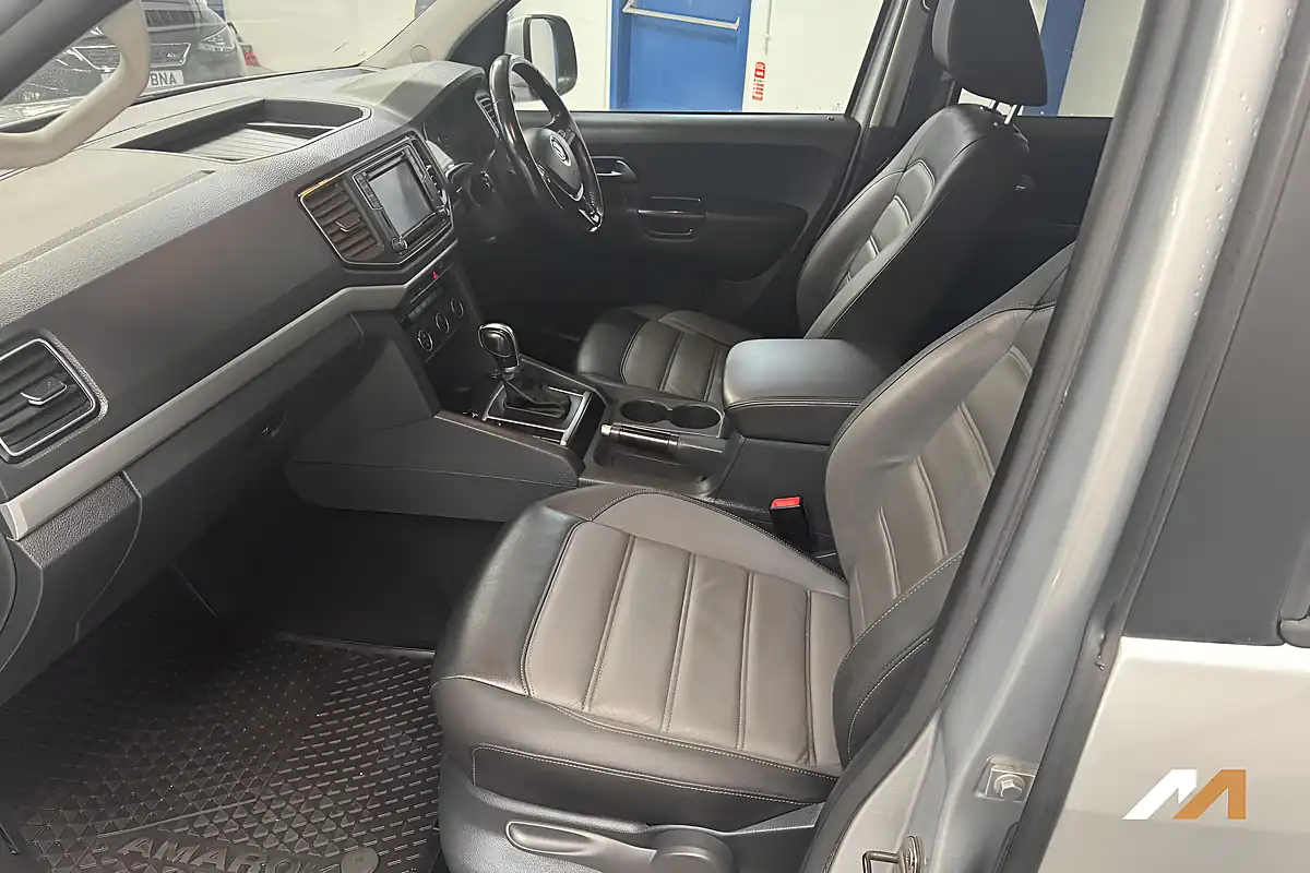 Used 2017 Volkswagen Amarok Highline Silver - Interior and Exterior details 17
