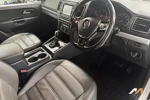 Used 2017 Volkswagen Amarok Highline Silver - Interior and Exterior details 2