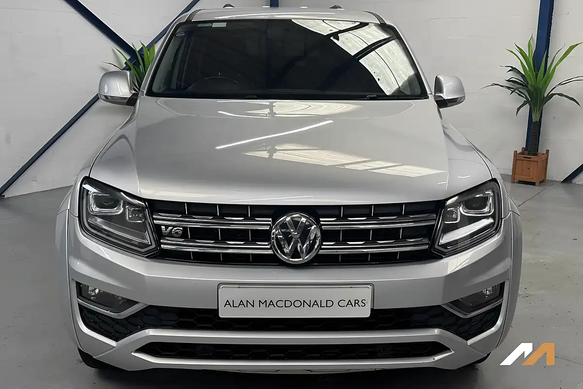 Used 2017 Volkswagen Amarok Highline Silver - Interior and Exterior details 4