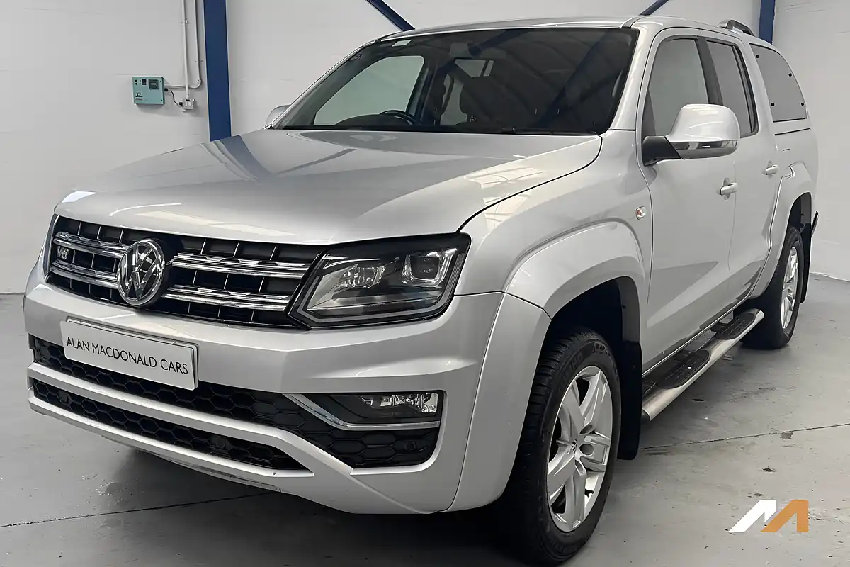 Used 2017 Volkswagen Amarok Highline Silver - Interior and Exterior details 5