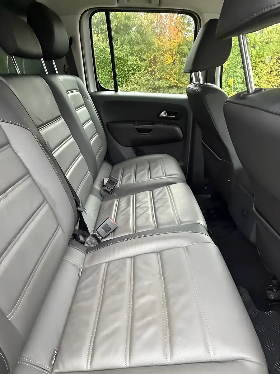 Used 2017 Volkswagen Amarok Highline Silver - Interior and Exterior details 16