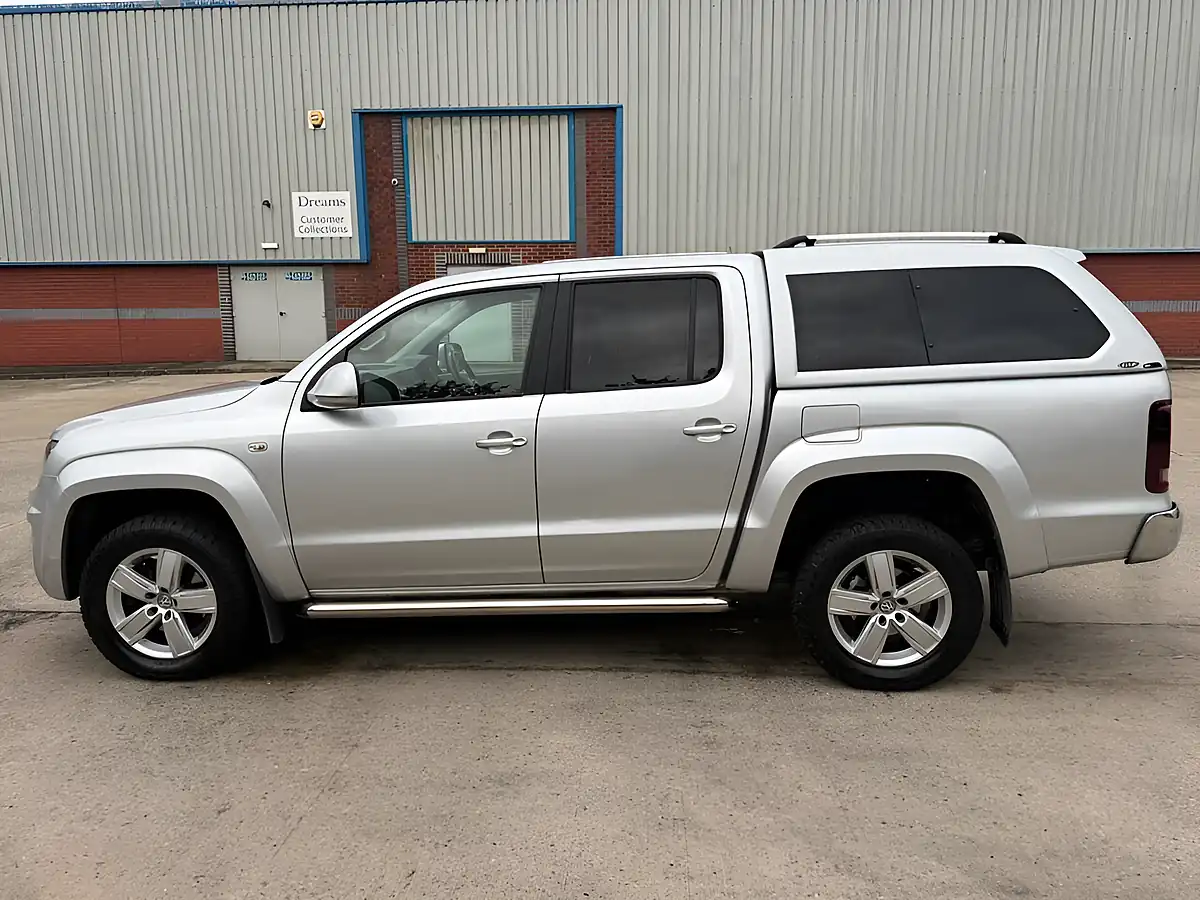 Used 2017 Volkswagen Amarok Highline Silver - Interior and Exterior details 6