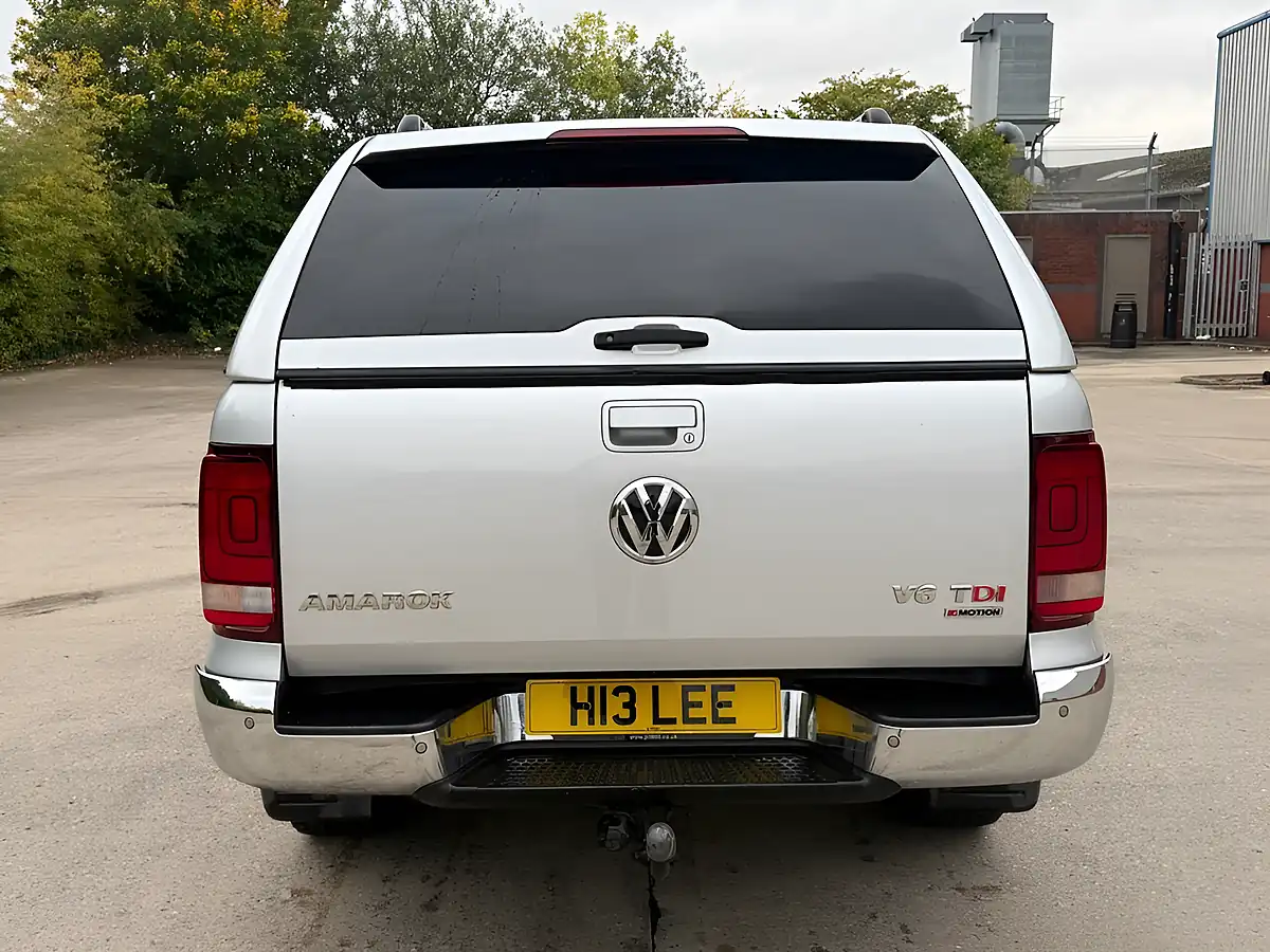 Used 2017 Volkswagen Amarok Highline Silver - Interior and Exterior details 8