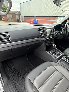 Used 2017 Volkswagen Amarok Highline Silver - Interior and Exterior details 9