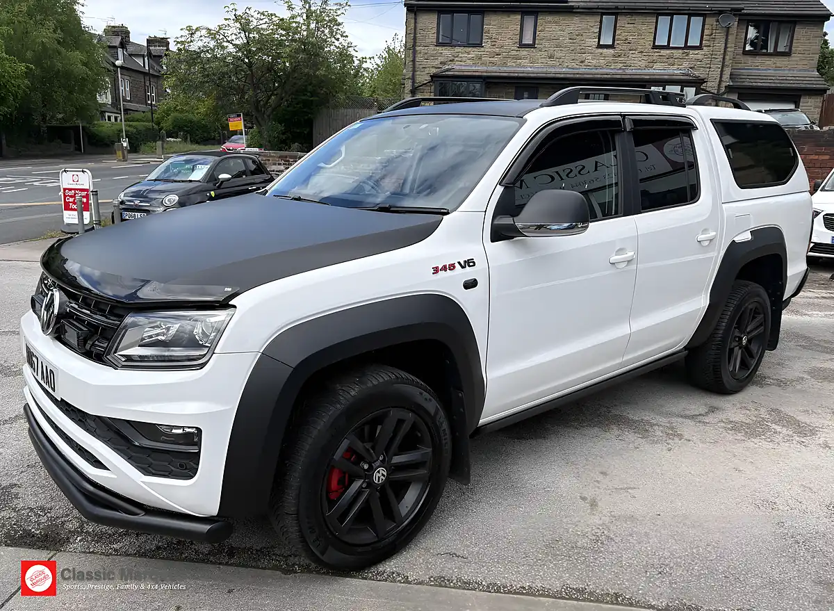 Used 2017 Volkswagen Amarok Highline White - Interior and Exterior details 4