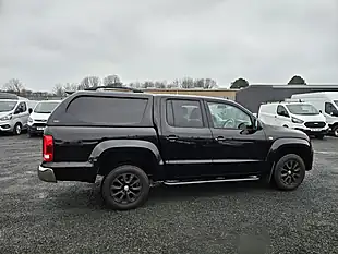 Used 2017 Volkswagen Amarok Trendline Black - Interior and Exterior details 2
