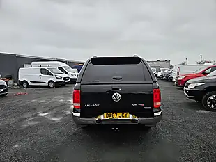 Used 2017 Volkswagen Amarok Trendline Black - Interior and Exterior details 7