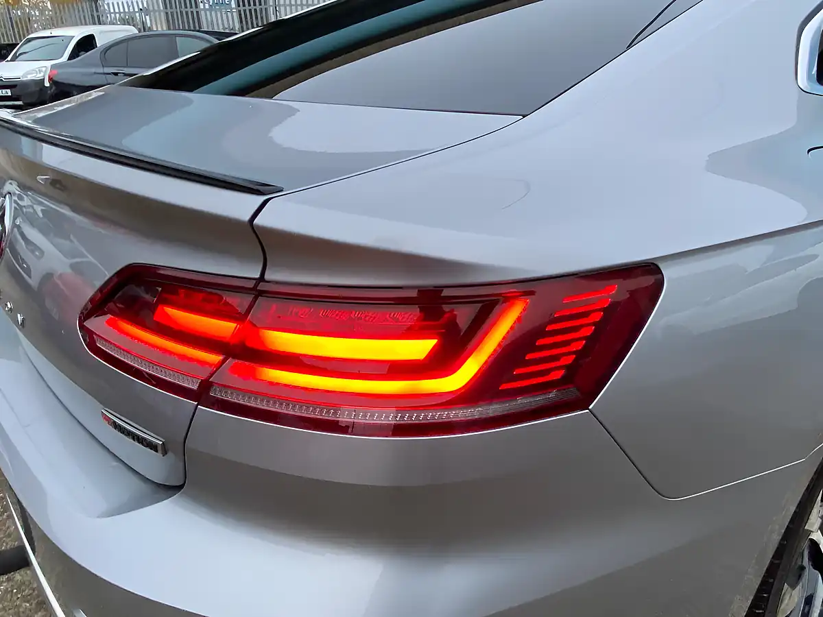 Used 2017 Volkswagen Arteon R-Line Silver - Interior and Exterior details 15