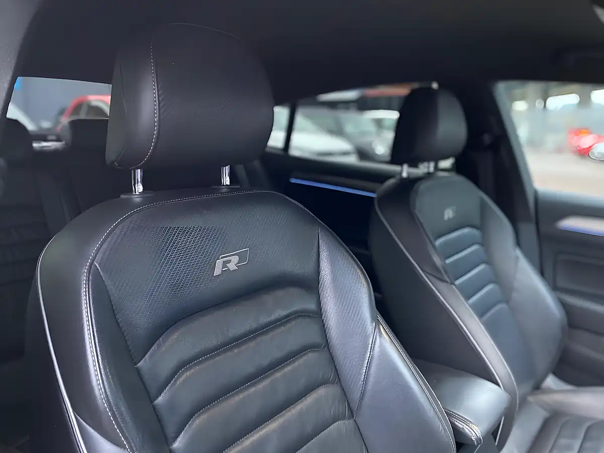Used 2017 Volkswagen Arteon R-Line Silver - Interior and Exterior details 16