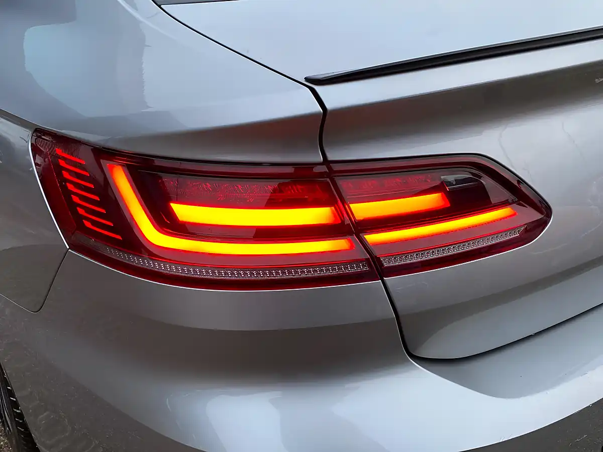 Used 2017 Volkswagen Arteon R-Line Silver - Interior and Exterior details 9