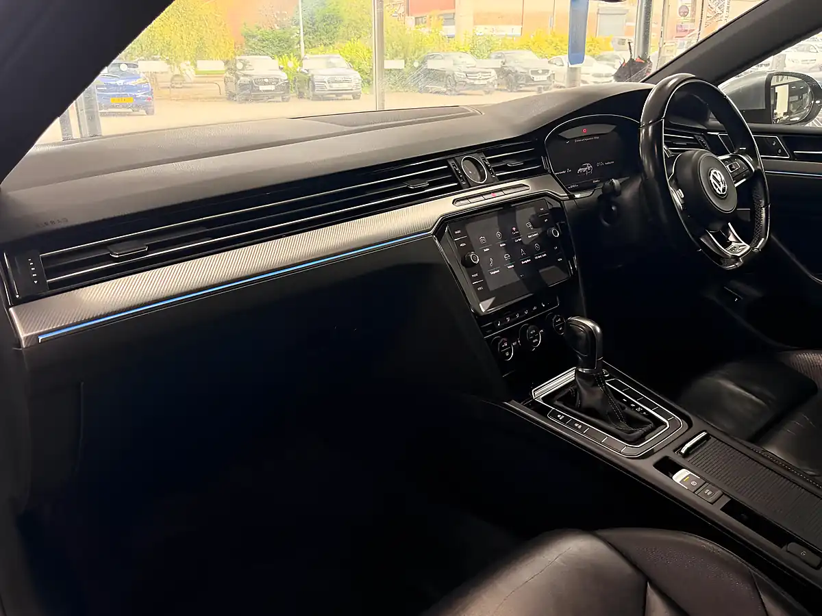 Used 2017 Volkswagen Arteon R-Line Silver - Interior and Exterior details 13