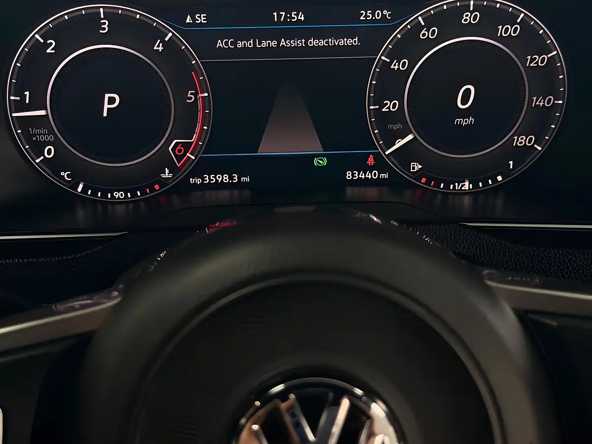 Used 2017 Volkswagen Arteon R-Line Silver - Interior and Exterior details 17