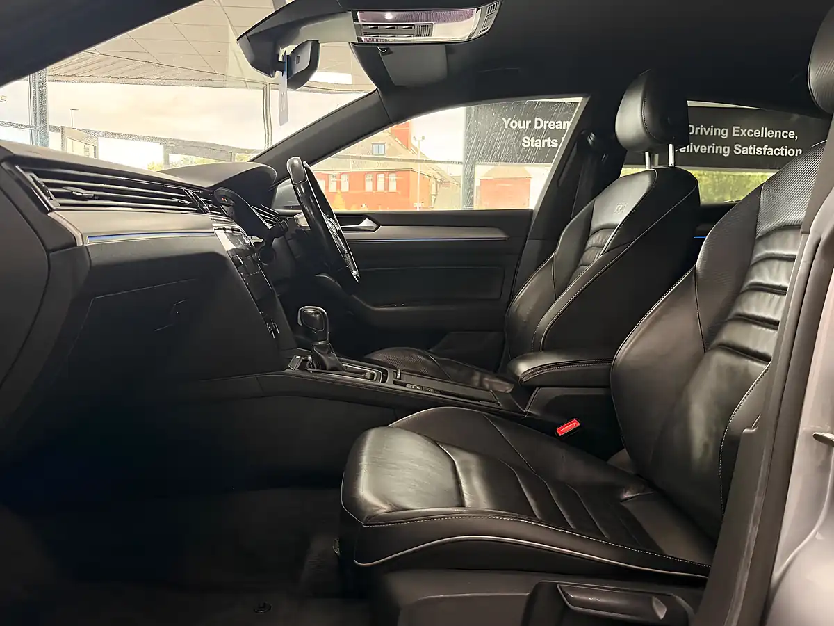 Used 2017 Volkswagen Arteon R-Line Silver - Interior and Exterior details 19