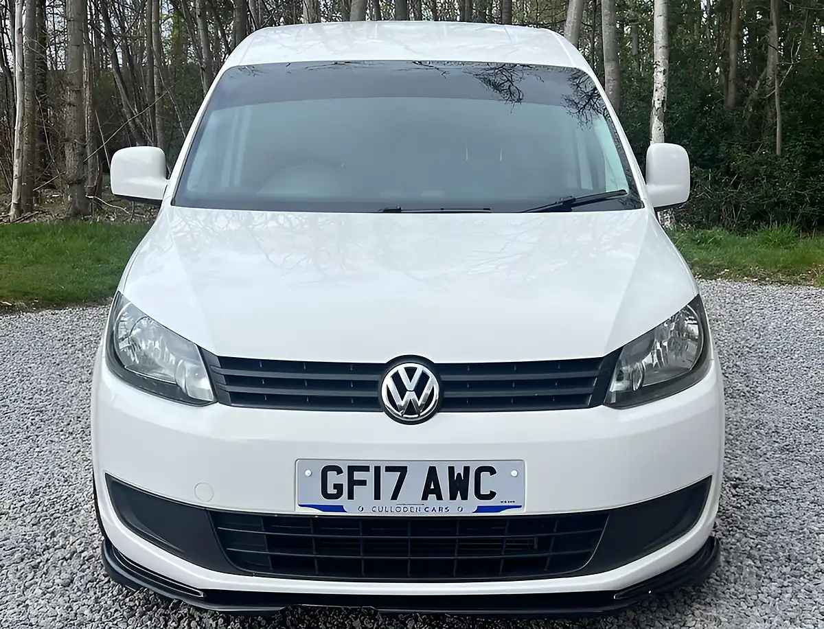 Used 2017 Volkswagen Caddy C20 Startline Candy White - Interior and Exterior details 8